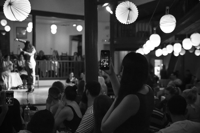 Flamenco Night at Tablao de Carmen with Tasting Menu or Dinner - Choosing between tapas, dinner, and the VIP feast