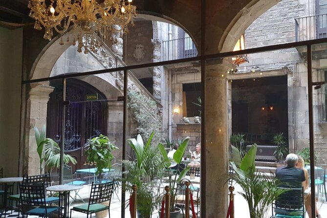 Flamenco Show at Dalmases Palace in Barcelona - What the 55-minute performance includes