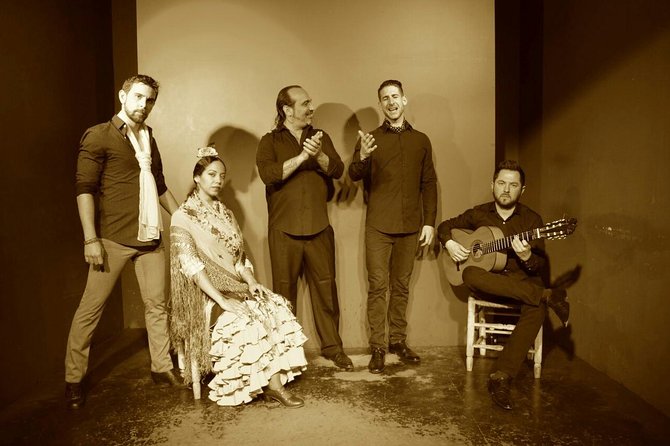 Flamenco Show at Tablao Alvarez Quintero in Seville - Why the small room can work in your favor