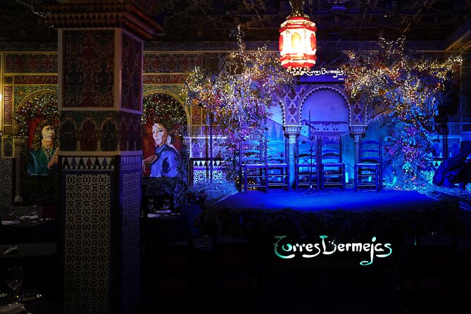 Flamenco Show & Special Menu at Torres Bermejas in Madrid - What happens during the one-hour flamenco show