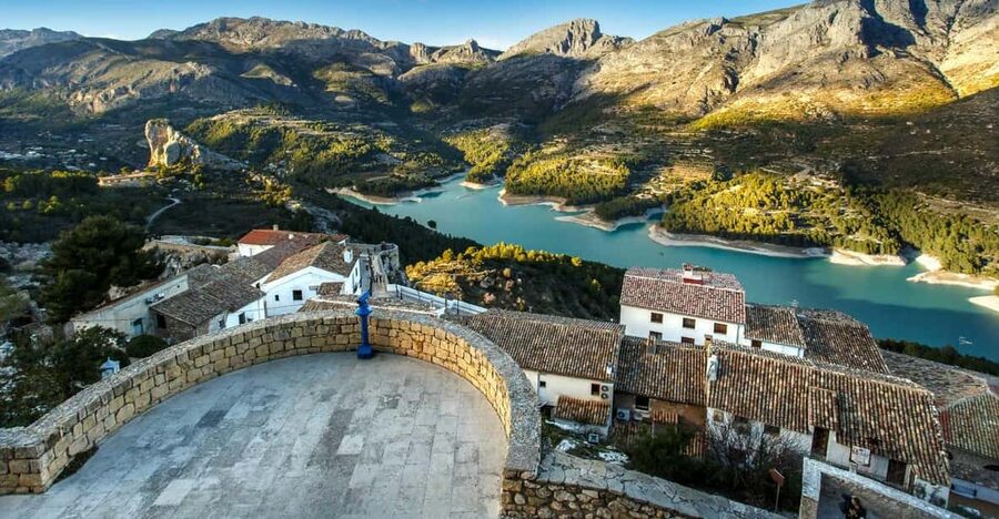 From Alicante: Guadalest, Altea & ticket in Algar Waterfalls - Guadalest: the day’s strongest stop