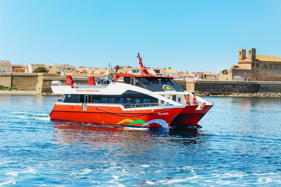 From Alicante: Roundtrip to Tabarca Island - The ferry from Alicante to Tabarca