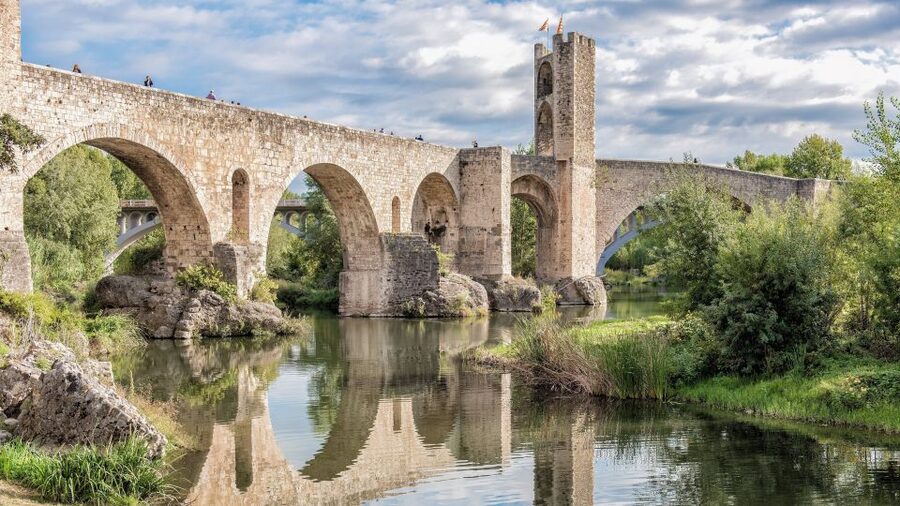 From Barcelona: Besalú & Medieval Towns Tour w/ Hotel Pickup - Santa Pau feels smaller and slower