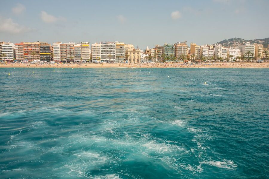 From Barcelona: Costa Brava Day Tour with Boat Trip - Should you book it?