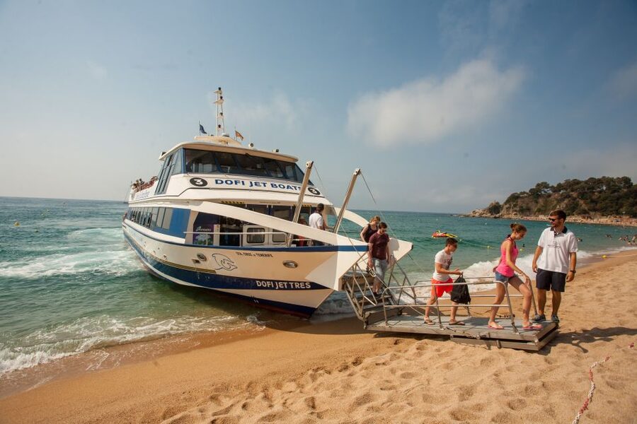 From Barcelona: Costa Brava Day Tour with Boat Trip - Lunch, swimming, and free time in Tossa