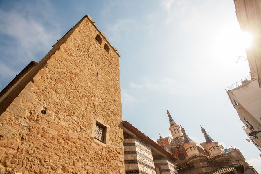 From Barcelona: Costa Brava Day Tour with Boat Trip - How the day is organized