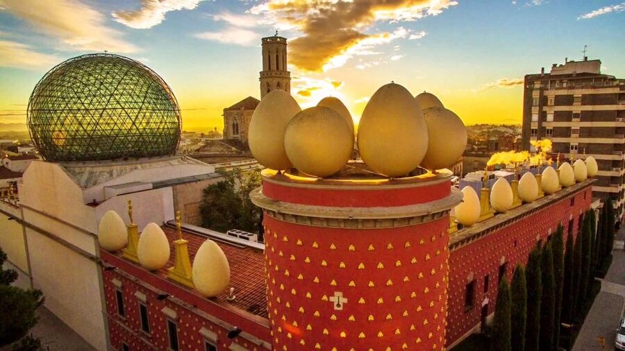 From Barcelona: Dalí Triangle and Cadaques Tour - Inside the Dalí Theatre-Museum