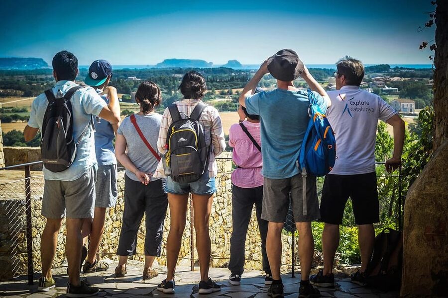 From Barcelona: Girona and Costa Brava Day Tour - Pals: a medieval village built for wandering