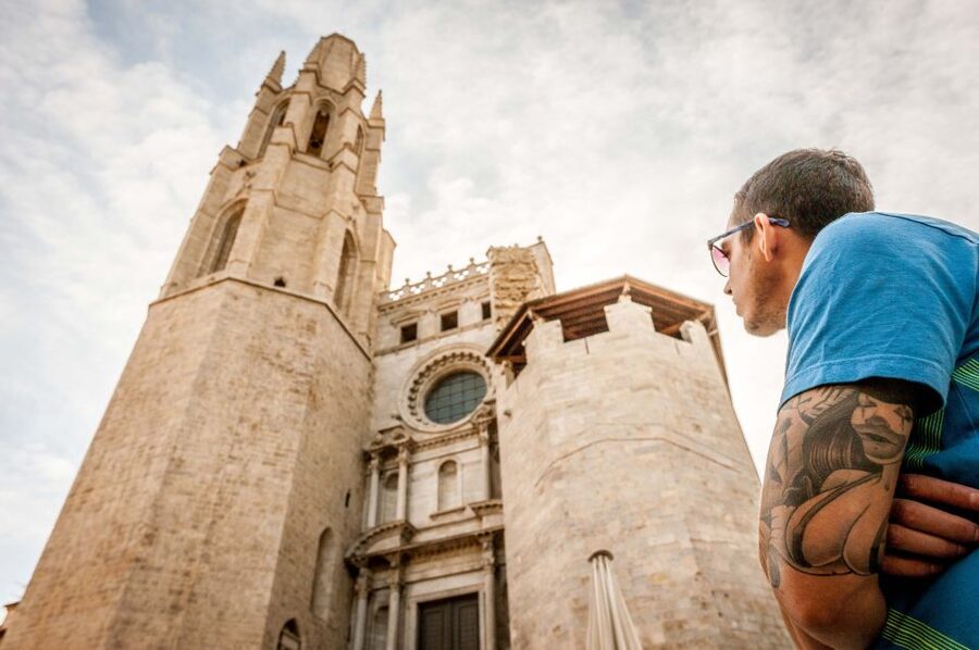 From Barcelona: Girona and Costa Brava Day Tour - The pace, van ride, and guide style
