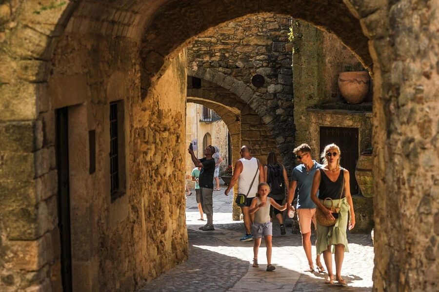 From Barcelona: Girona and Costa Brava Day Tour - FAQ