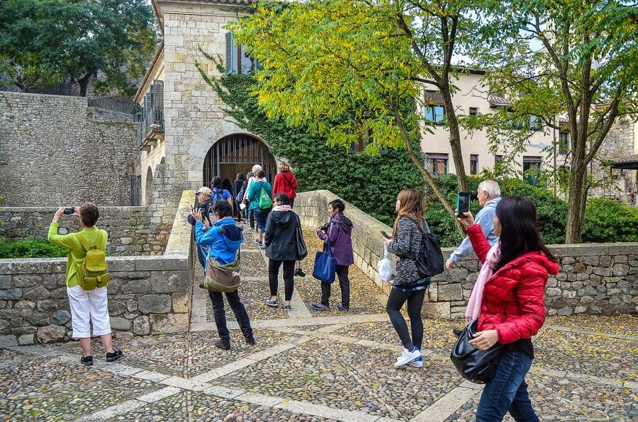 From Barcelona: Girona, Game of Thrones Tour - Crossing the Onyar and spotting Eiffel’s work