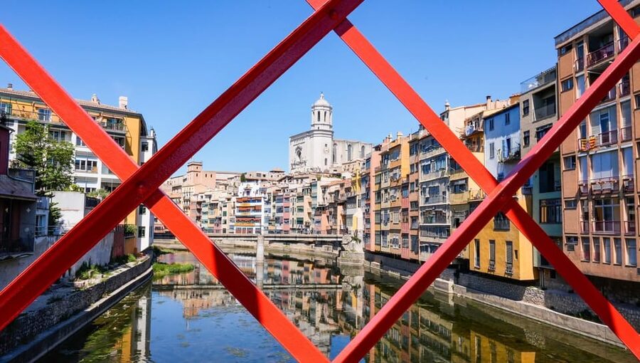 From Barcelona: Girona Guided Tour & Dalí Museum in Figueres - Key points at a glance