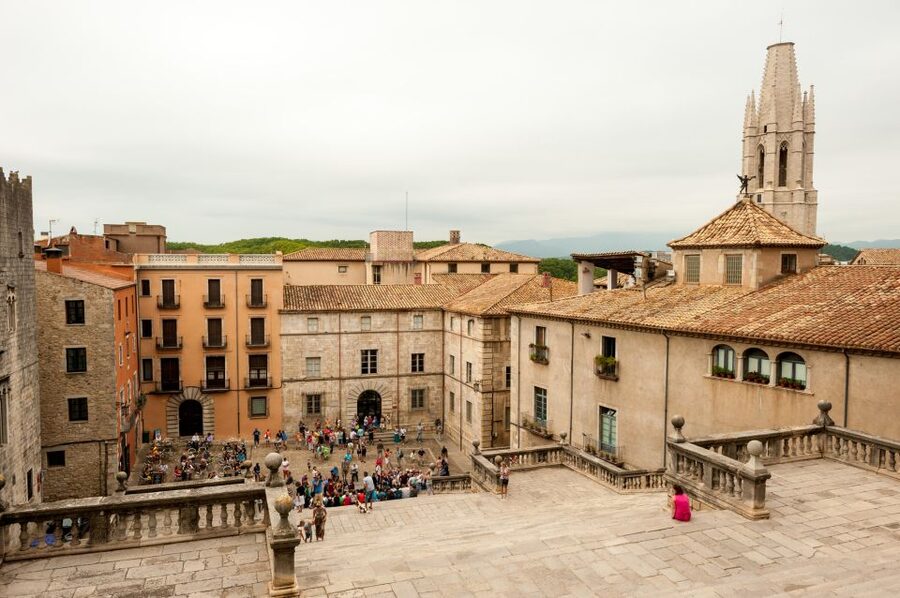 From Barcelona: Girona Guided Tour & Dalí Museum in Figueres - Who should book this day trip?
