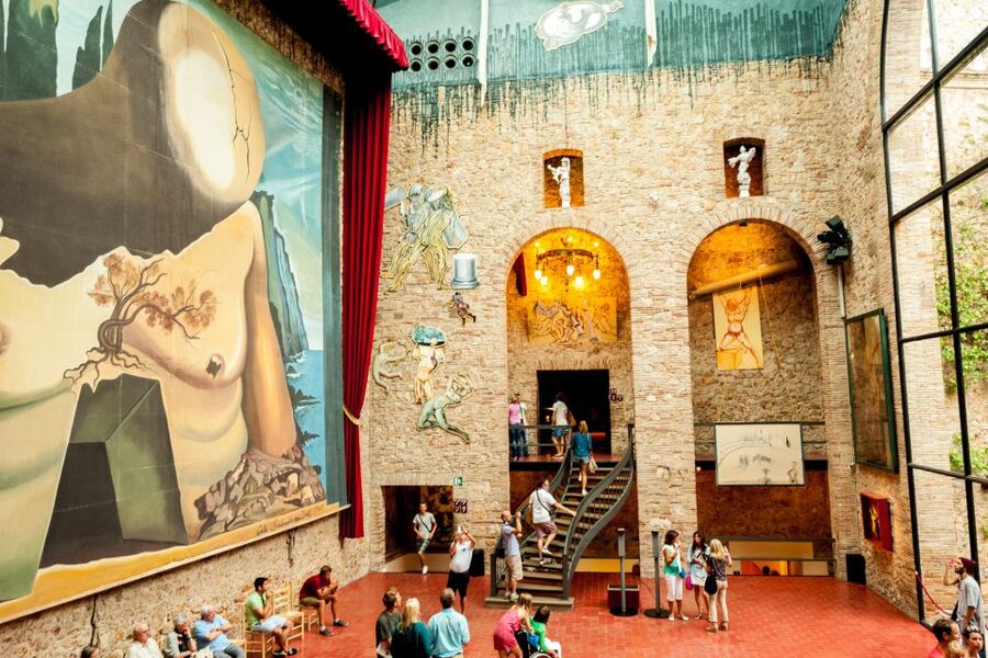 From Barcelona: Girona Guided Tour & Dalí Museum in Figueres - Why the Dalí stop feels rushed