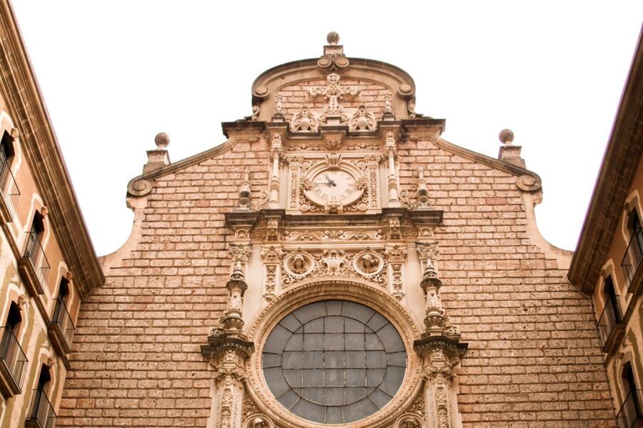 From Barcelona: Half-Day Montserrat Experience - The practical side of five hours at 1,236 meters