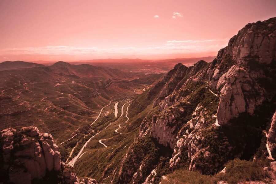 From Barcelona: Montserrat Tour, Rack Railway & Licor Taste - Guides, buses, and the practical side