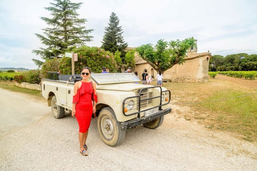 From Barcelona: Penedés Vineyards Tour by 4WD w/Wine & Cava - What the guides add to the day