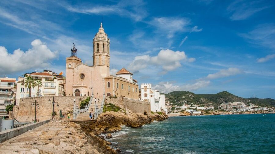 From Barcelona: Tarragona & Sitges Full Day Tour with Pickup - Key Points at a Glance
