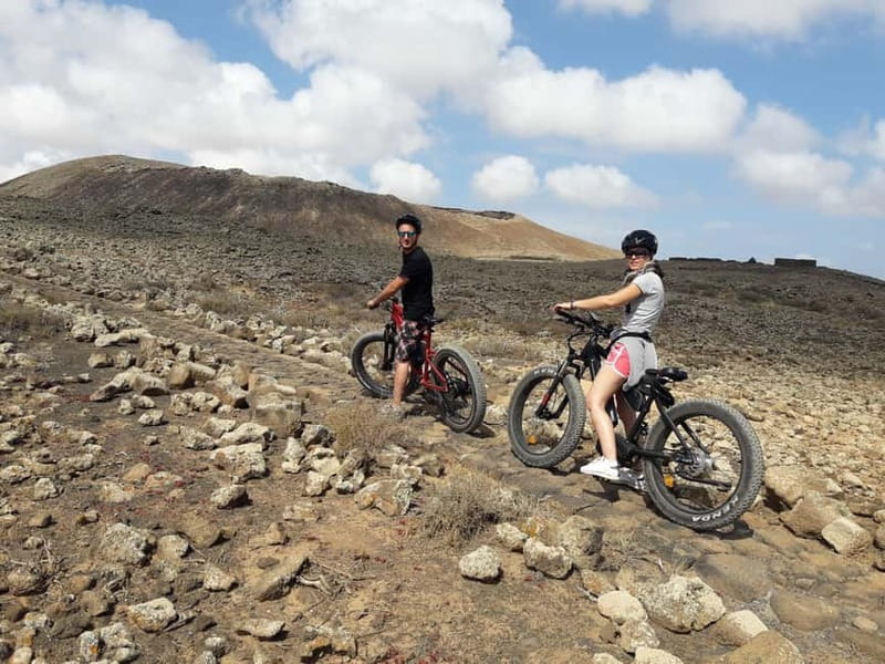 From Corralejo: Fuerteventura Guided E-Bike/E-scooter Tour - Majanicho and the limits of the village stop