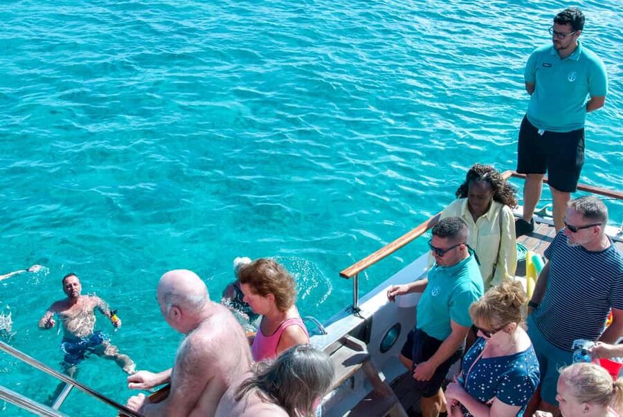 From Corralejo: Lobos Island Boat and Snorkel Activity - Who will get the most from this outing
