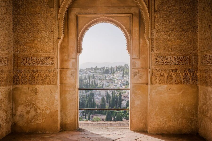 From Costa del Sol: Granada, Alhambra + Nasrid Palaces Tour - Practical details to remember