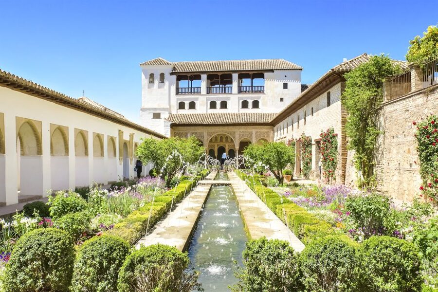 From Costa del Sol: Granada, Alhambra + Nasrid Palaces Tour - Walking, heat, and the pace of the day