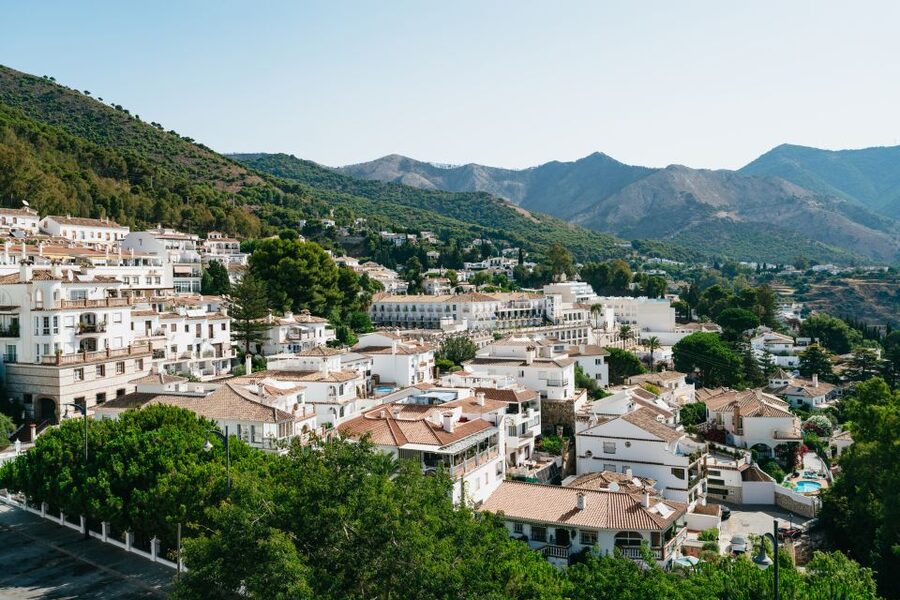 From Costa del Sol: Mijas, Marbella and Puerto Banús Tour - Puerto Banús: yachts, polished cars, and a quick first look
