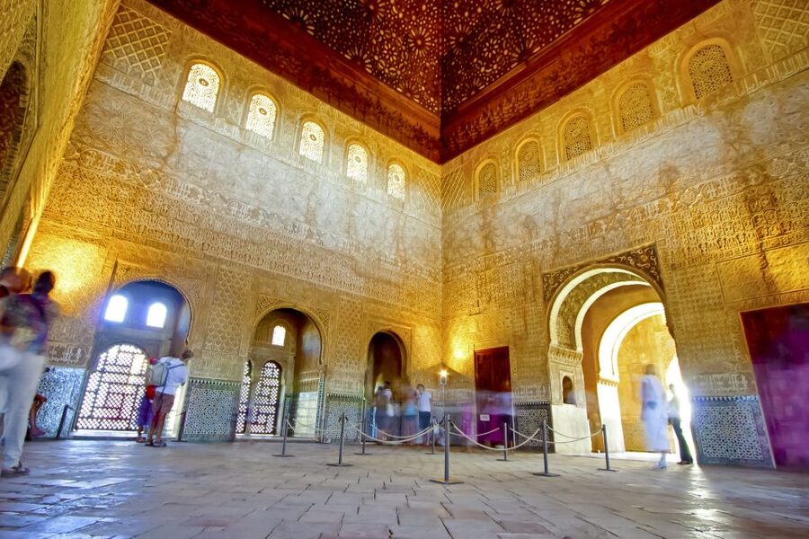 From Costa del Sol or Malaga: Granada and Alhambra Tour - What the guided visit adds