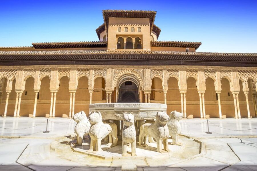 From Costa del Sol or Malaga: Granada and Alhambra Tour - The small drawbacks that matter