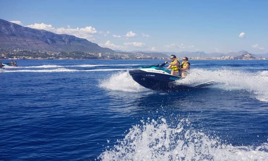 From Dénia/Jávea: Cala Blanca Boat Trip with Jet Ski & Lunch - What to bring and what to leave behind