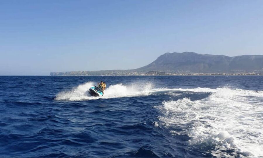 From Dénia/Jávea: Cala Blanca Boat Trip with Jet Ski & Lunch - Who will enjoy this outing most?