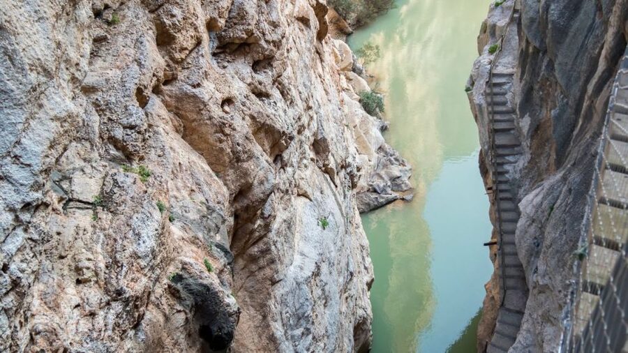 From Fuengirola: Caminito del Rey Guided Day Trip - Guide Quality and Group Size