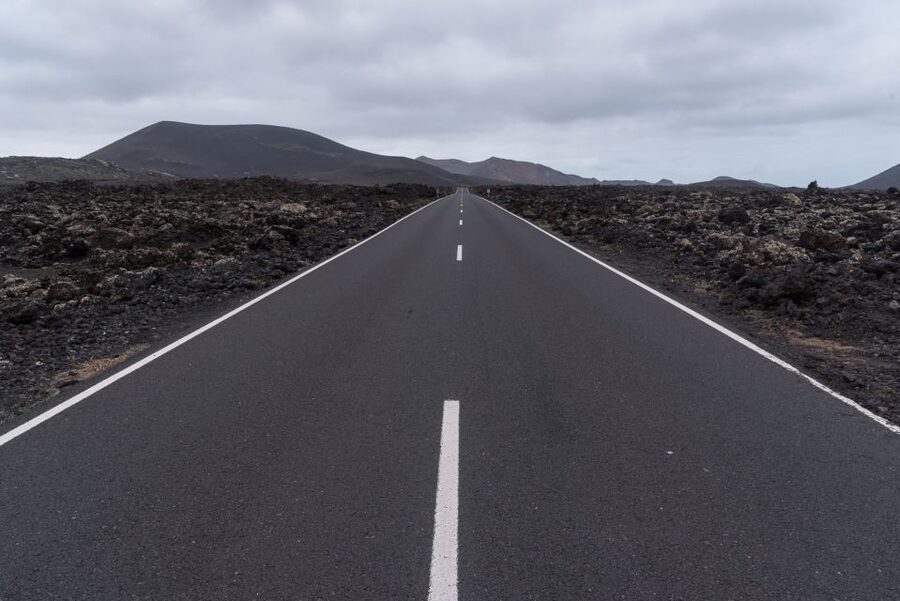 From Fuerteventura: Lanzarote Volcano and Wine Region Tour - Who should book this Lanzarote day trip?