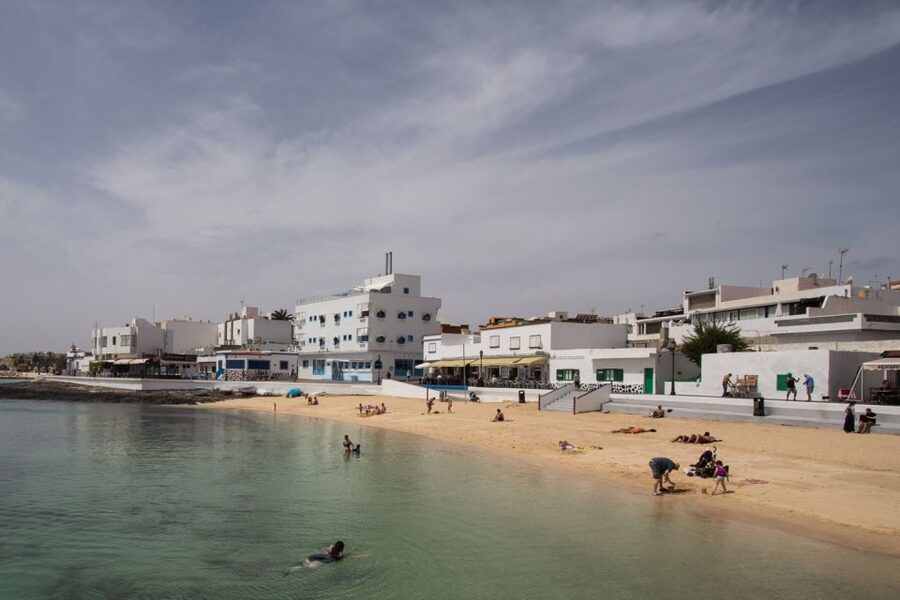 From Lanzarote: Day Trip to Fuerteventura and Corralejo - Corralejo Natural Park and the white dunes