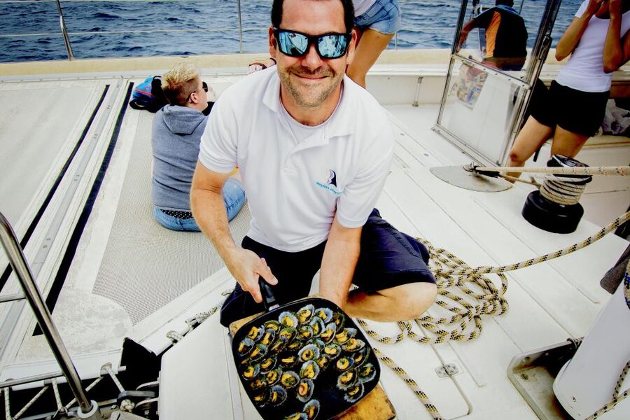 From Lanzarote: Sailing Day Trip Around La Graciosa - Pasta lunch and an open bar