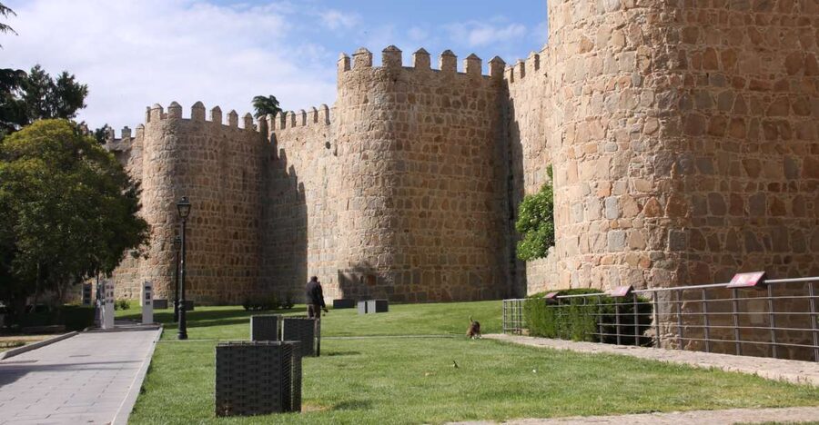 From Madrid: Avila and Segovia Full-Day Tour - Key points before you book
