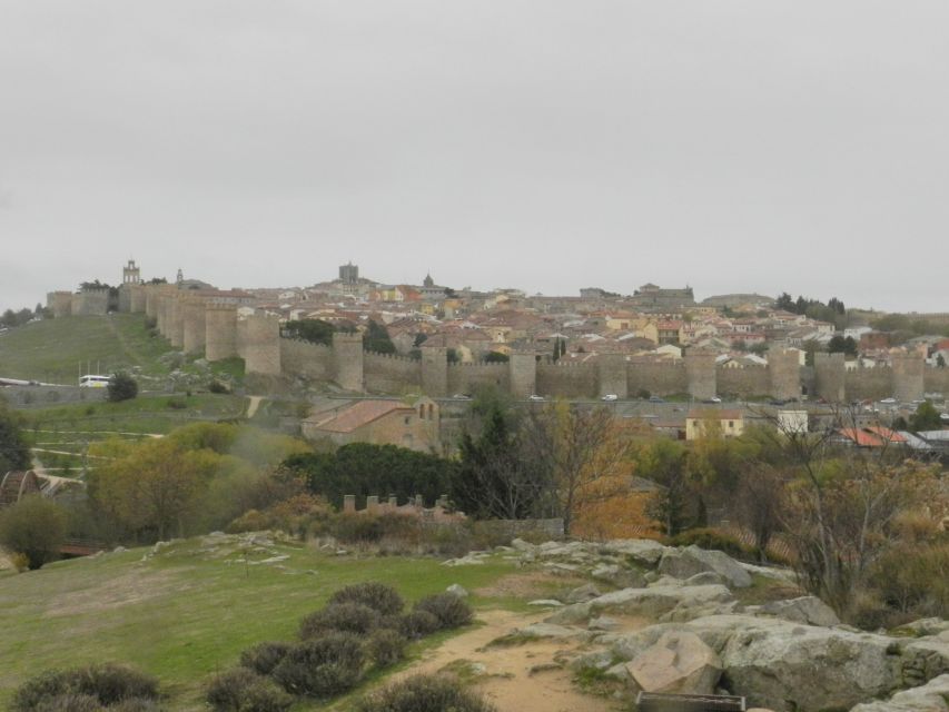 From Madrid: Day Trip to Ávila and Salamanca w/ Guided Tour - The 105-minute return to Madrid