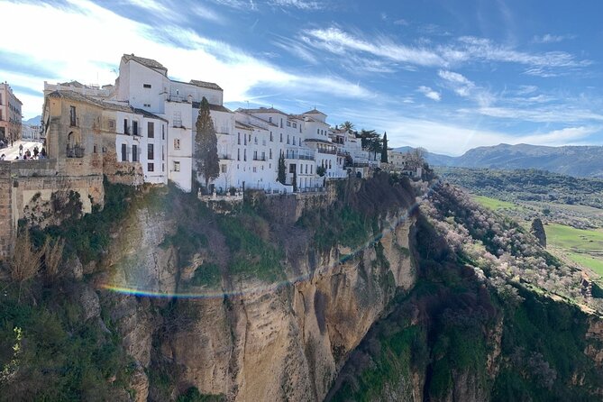 From Madrid: Gems of Andalusia 6-Day Sightseeing Tour - Day 6: The long road back to Madrid
