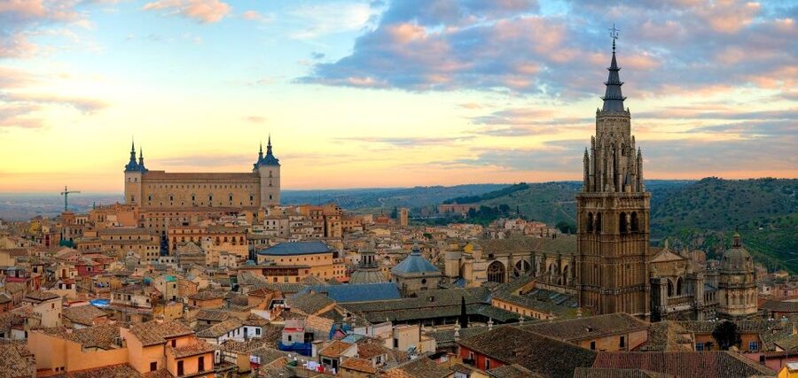 From Madrid: Guided Day Trip to Segovia and Toledo - Toledo’s old center and the legacy of three cultures