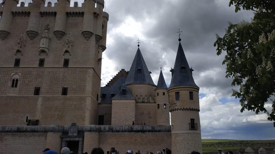 From Madrid: Half-Day or Full-Day Trip to Segovia - The fairy-tale Alcazar of Segovia