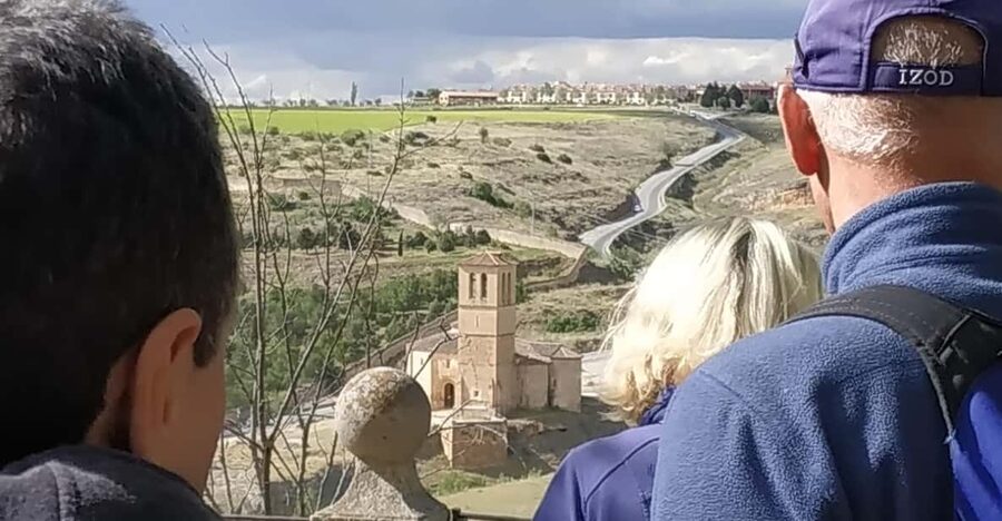 From Madrid: Half-Day or Full-Day Trip to Segovia - The 80-minute coach ride from Madrid