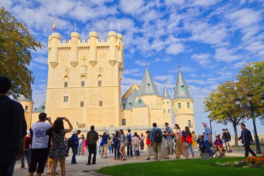 From Madrid: Segovia & Avila Day Trip with Optional Tickets - Ávila and its 11th-century walls