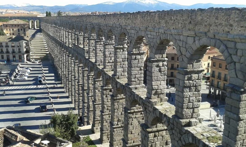 From Madrid: Segovia Guided Afternoon Tour - Casa de los Picos and the medieval street plan