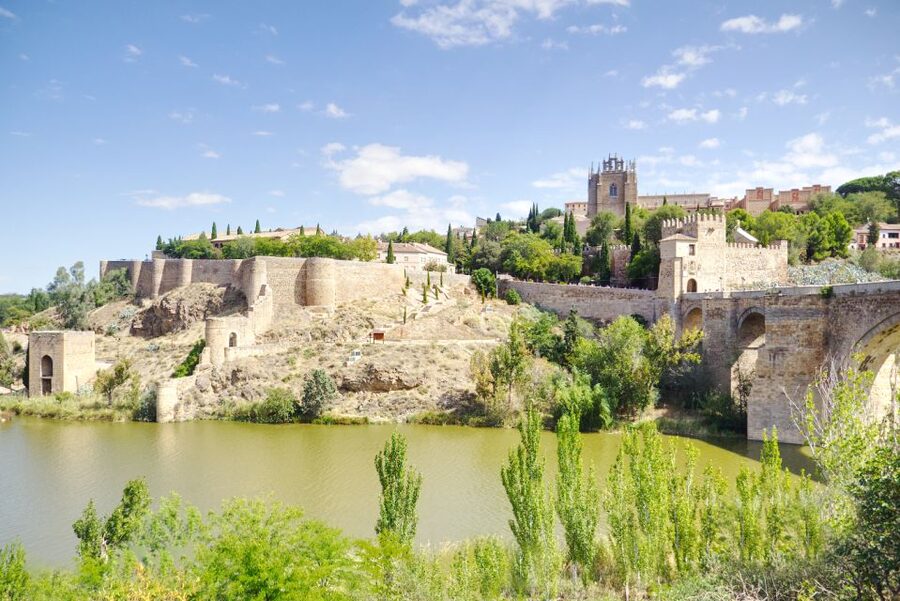 From Madrid: Toledo and Segovia Guided Day Trip - Two Castilian Cities, One Very Full Day