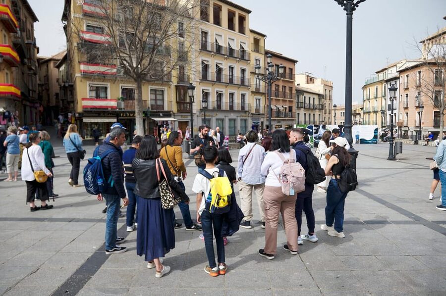From Madrid: Toledo Full-Day Trip with Optional Cathedral - Toledo’s panoramic viewpoint puts the city in order