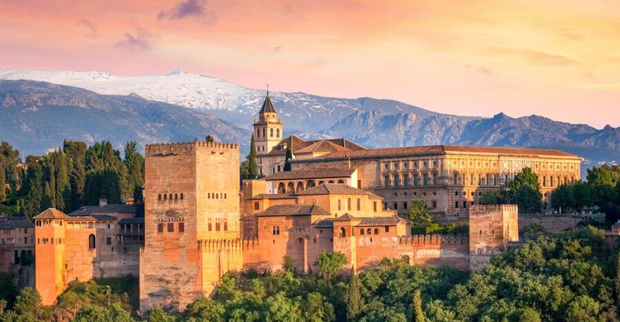 From Malaga: Alhambra Guided Tour with Entry Tickets - Generalife Gardens, water, and cooler air