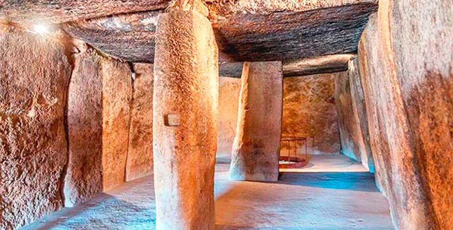 From Málaga: Caminito del Rey & Antequera: Dolmens and free time - Antequera’s upper town, Alcazaba, and old streets