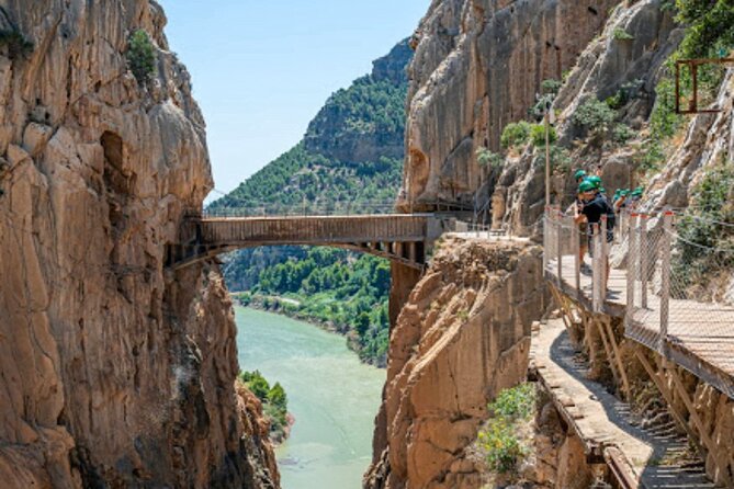 From Malaga Caminito del Rey Guided Tour with transportation - Who should book this experience?