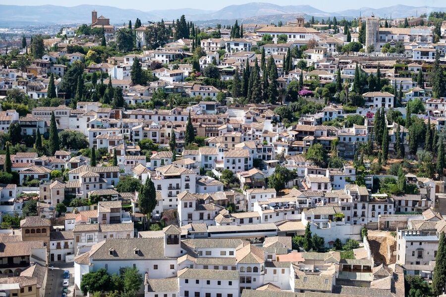 From Malaga: Granada Full-Day Trip with Alhambra - Food, free time, and the rhythm of the day