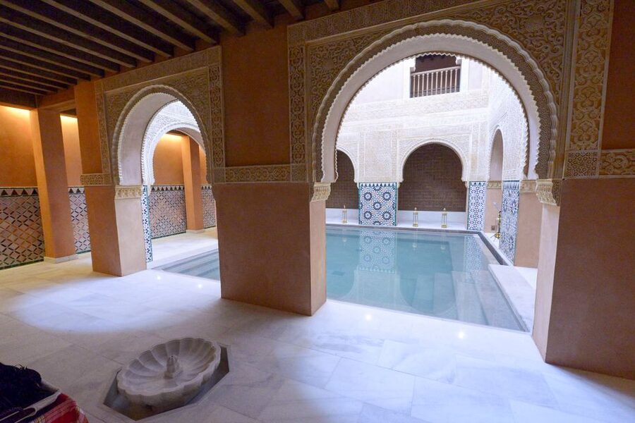 From Malaga: Hammam Bath, Kessa and Relaxing Massage Tour - A Moorish-style pause in central Málaga